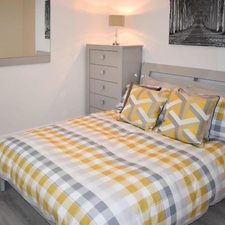 Rose Cottage Captivating 1-Bed Cottage In Bangor מראה חיצוני תמונה